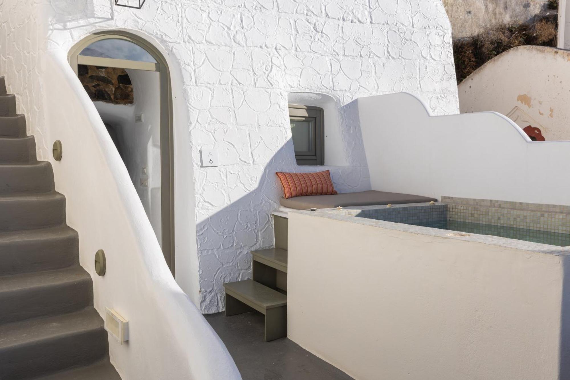 Aperto Suites - Adults Only Fira  Exterior photo