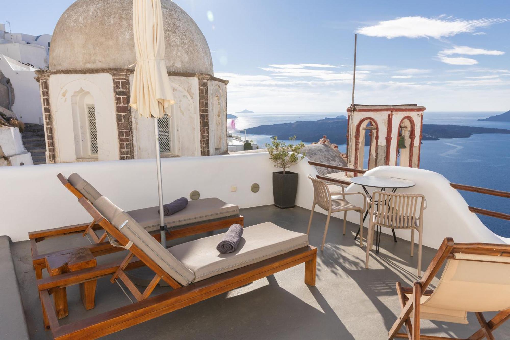 Aperto Suites - Adults Only Fira  Exterior photo